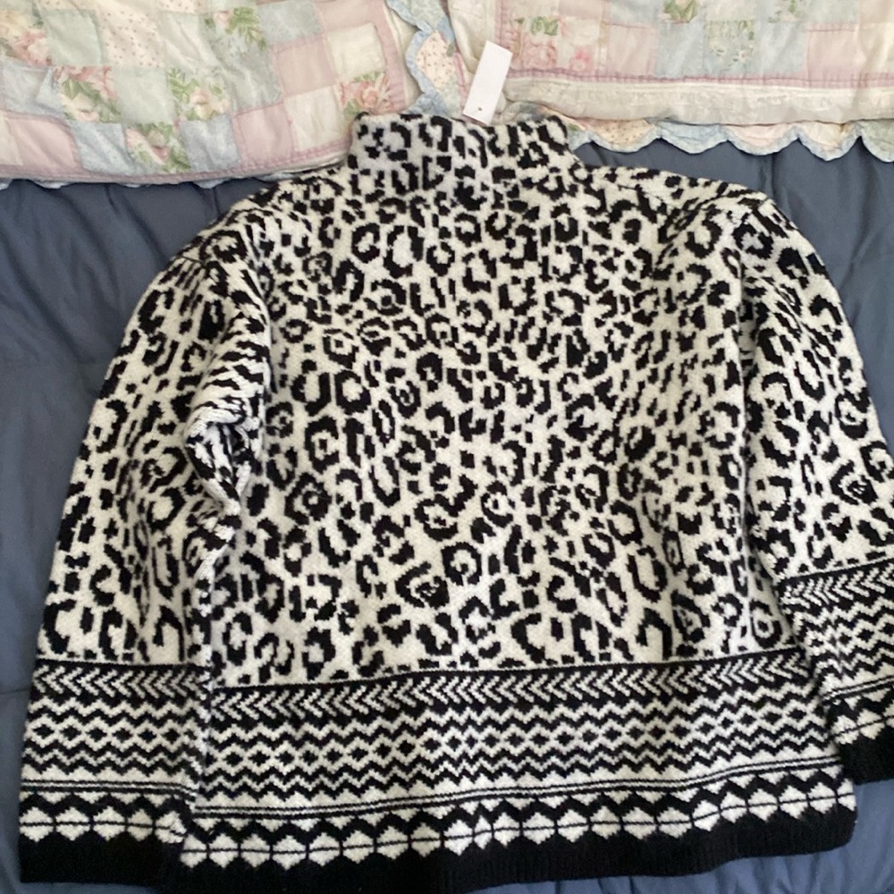 Ann Taylor sweater. New with tags.